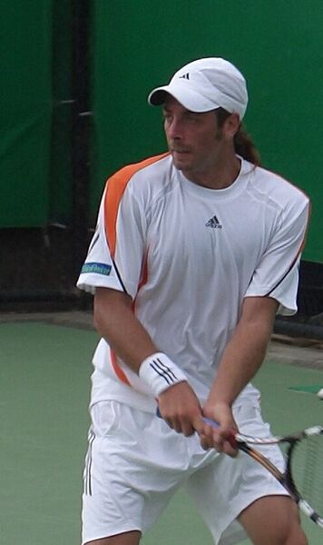 Файл:Nicolas Massu 2006 Australian Open.JPG