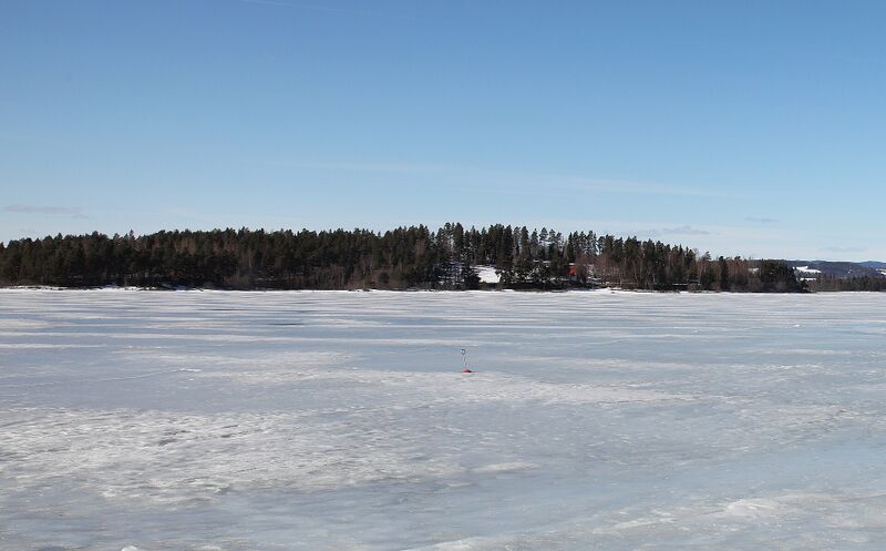 Файл:Utøya from Utstranda.jpg