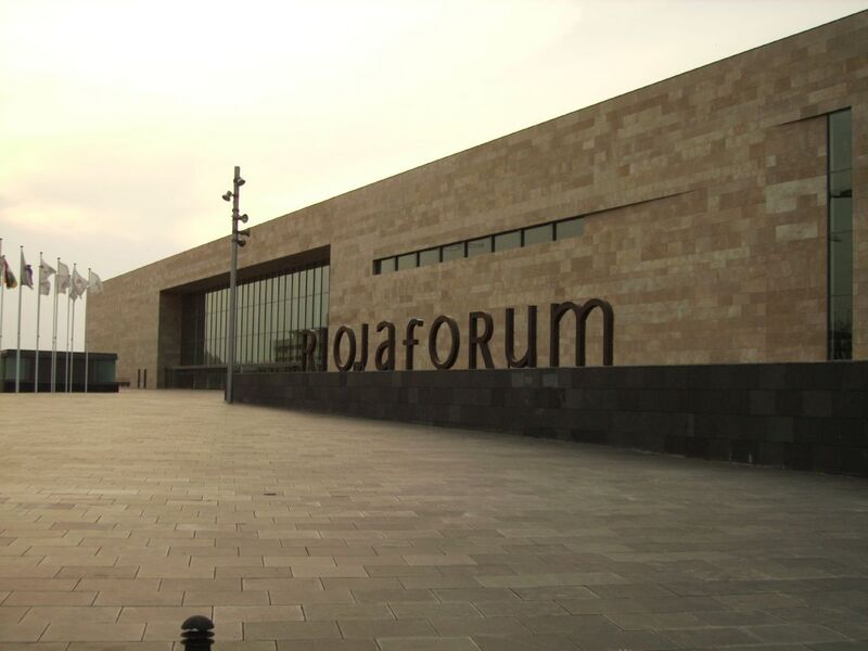 Файл:Rioja Forum.jpg