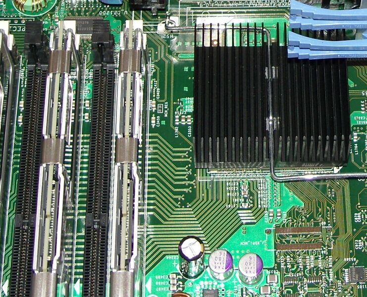 Файл:FB-DIMM.JPG