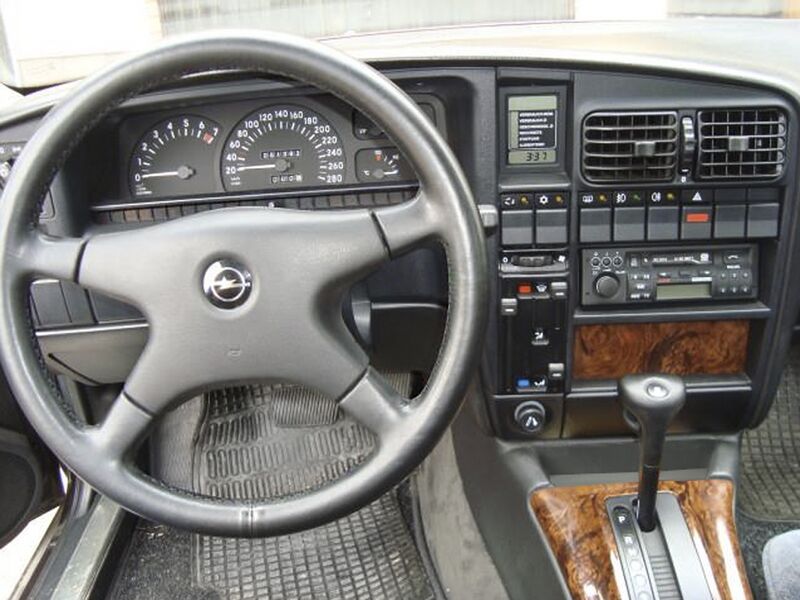 Файл:First Omega Dashboard.jpg