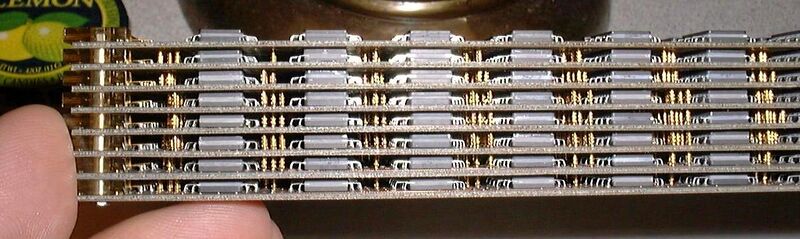 Файл:Cray-2 module side view.jpg