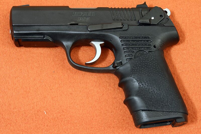 Файл:Ruger p95 left.JPG