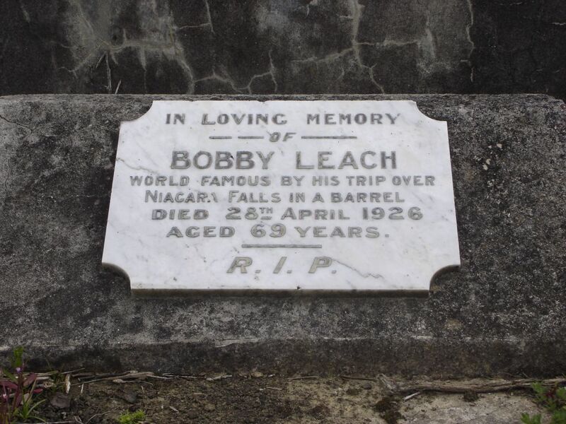Файл:Bobby leach 1.JPG