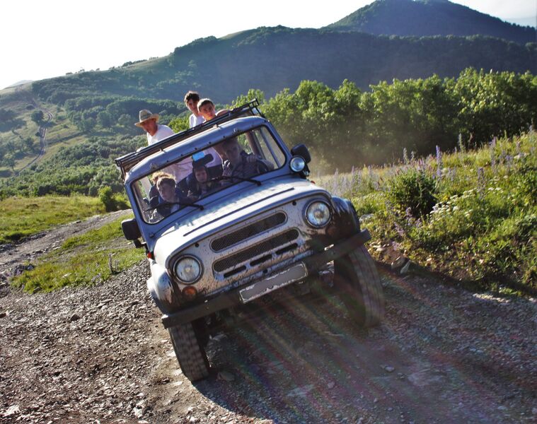 Файл:Jeeping1.JPG