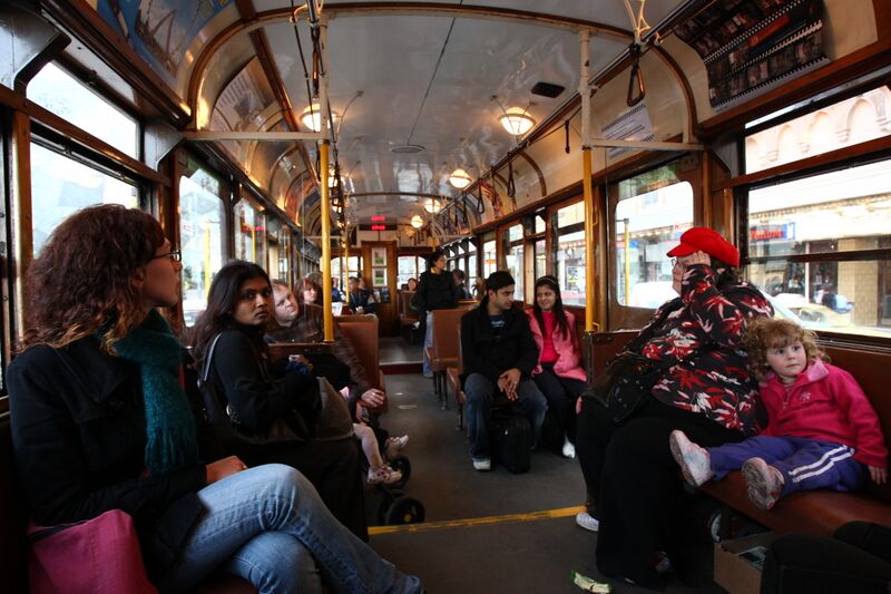 Файл:W Tram Interior.JPG