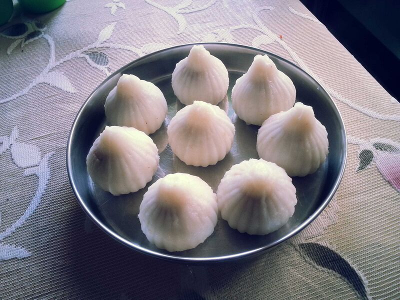 Файл:Ookadiche Modak.jpg