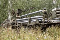 Заряжание БМ 9П140 из ТЗМ 9T452