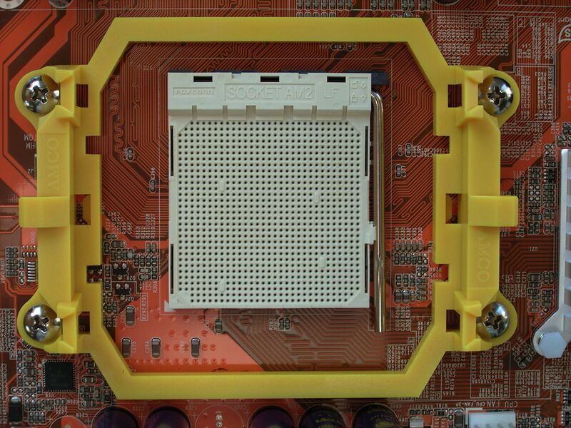 Файл:Socket am2 retention module.jpg
