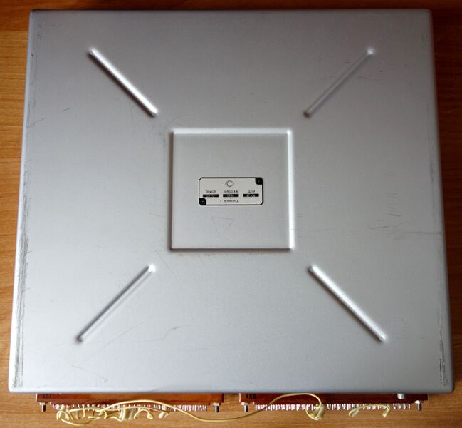 Файл:Electronica-C5 bottom.jpg