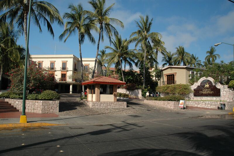 Файл:HOTEL PLAYA MAZATLAN.jpg