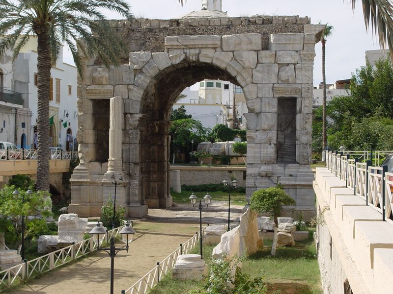 Файл:Marcus Aurelius Arch Tripoli Libya.jpg
