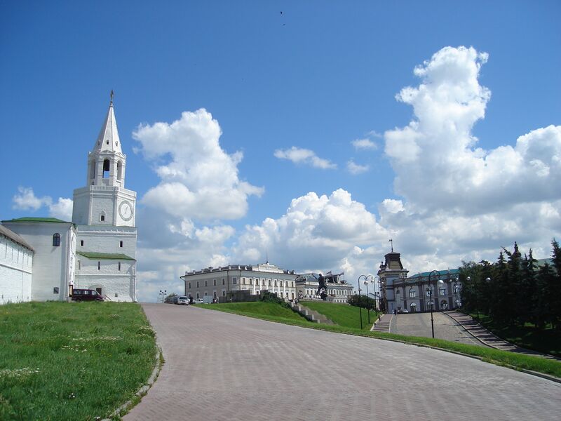 Файл:1 May square Kazan.JPG
