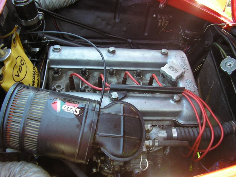 Файл:1962Alfa-RomeoGuiletta-engine.jpg