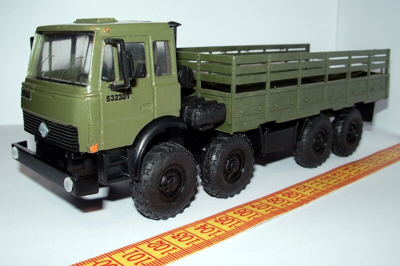 Файл:Ural532301model.jpeg
