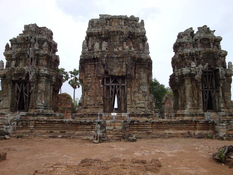 Файл:Phnom Krom.JPG
