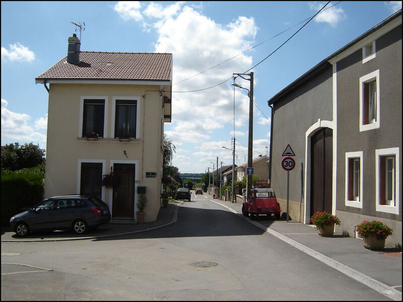 Файл:Rue de Champagne.jpg