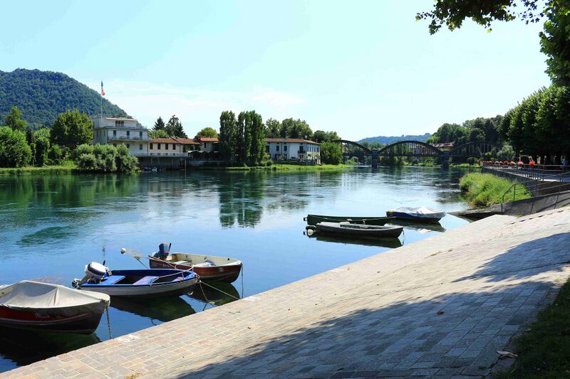 Файл:Brivio.Adda.river2.jpg