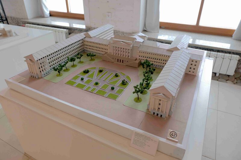 Файл:Museum of Architecture and Design-12.JPG