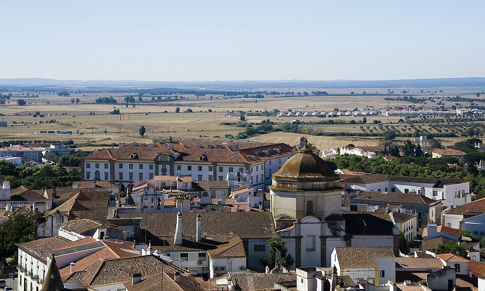 Файл:Evora view.jpg