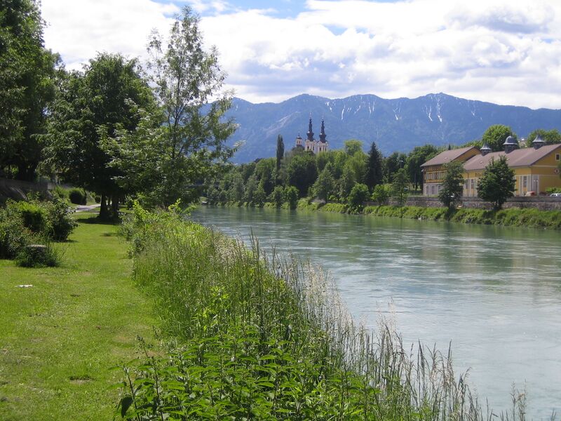 Файл:Villach Drau.JPG