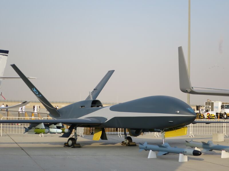 Файл:AVIC Cloud Shadow side view.jpg