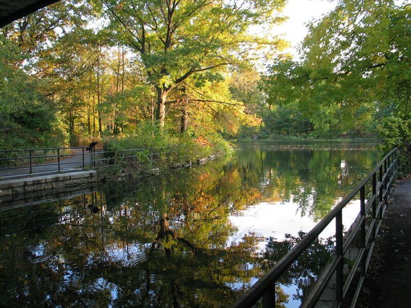 Файл:ProspectParkReflections7957.JPG