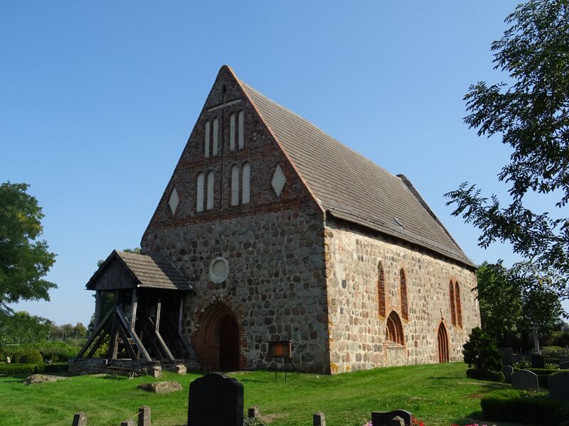 Файл:UtzedelKirche.jpg