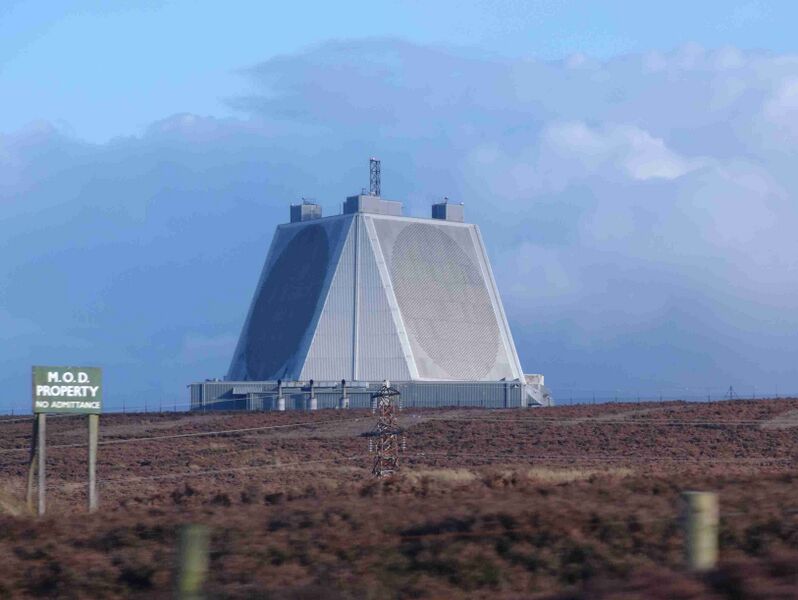 Файл:RAF Fylingdales Radar.jpeg