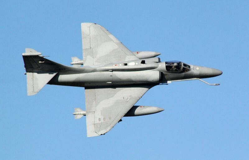 Файл:A-4AR Fightinghawk 2010 (cropped).jpg