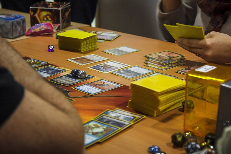 Файл:Magic the Gathering - Commander.jpg