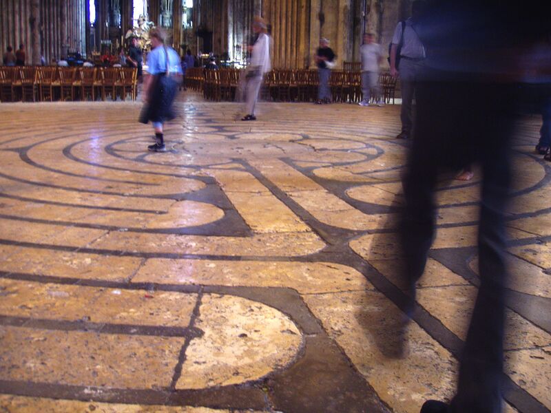 Файл:Labyrinth at Chartres Cathedral.JPG