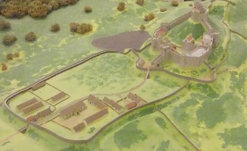 Файл:Wigmore Castle model.JPG