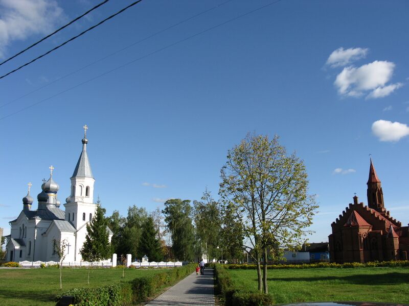 Файл:Logishin two churches.jpg