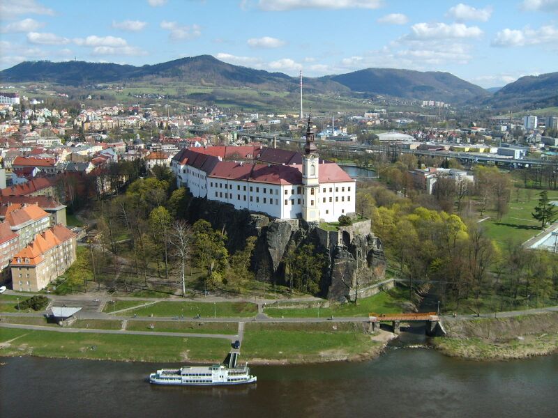 Файл:Decin.JPG