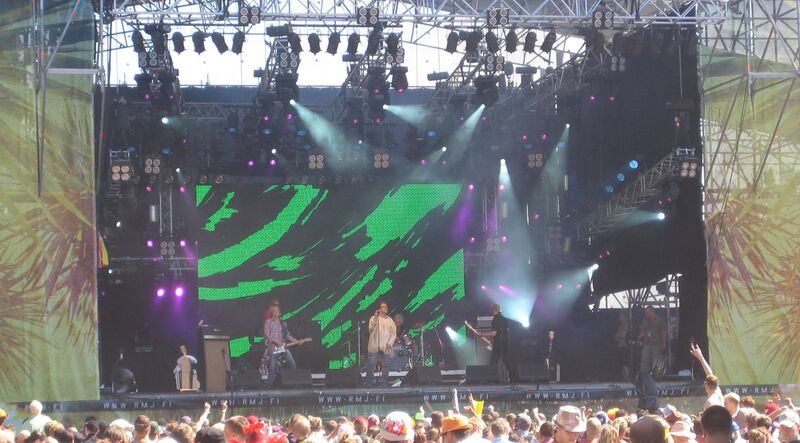 Файл:Dingo 2006.JPG
