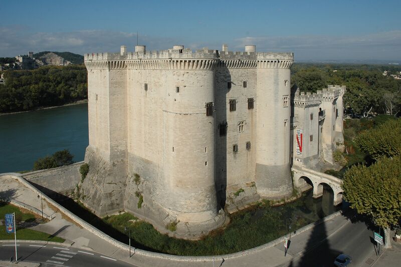 Файл:Tarascon Le Chateau.jpg