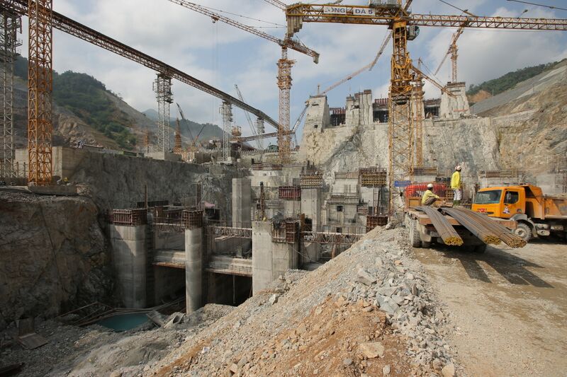 Файл:Lai Châu Dam.JPG