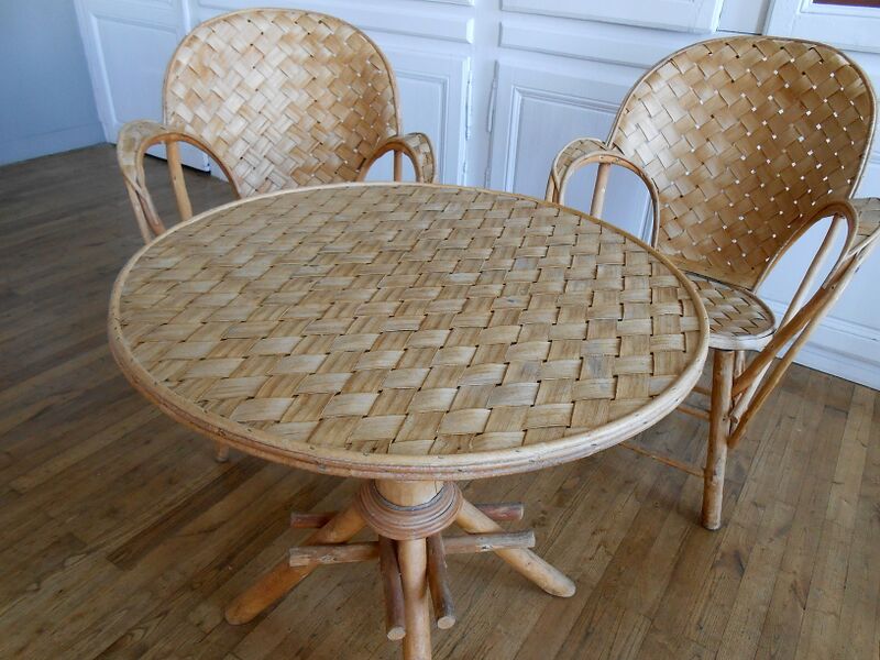 Файл:Mobilier-chataignier 01.JPG