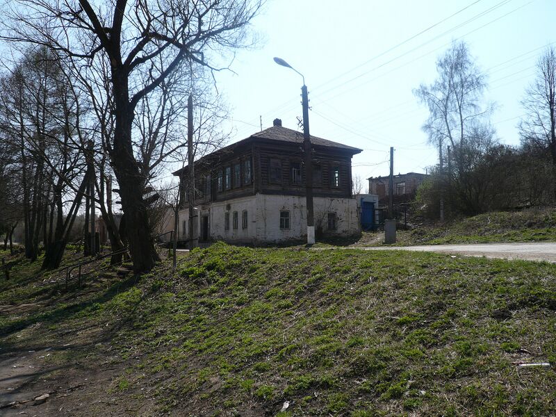 Файл:Dugna-Center.JPG