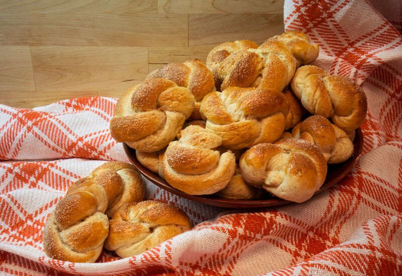 Файл:Cardamom buns.jpg