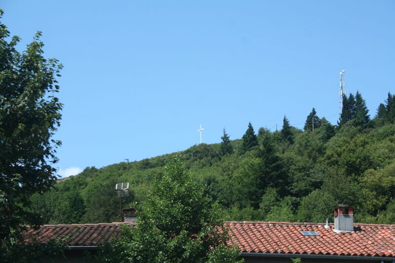 Файл:Labastide-Rouairoux croix.JPG