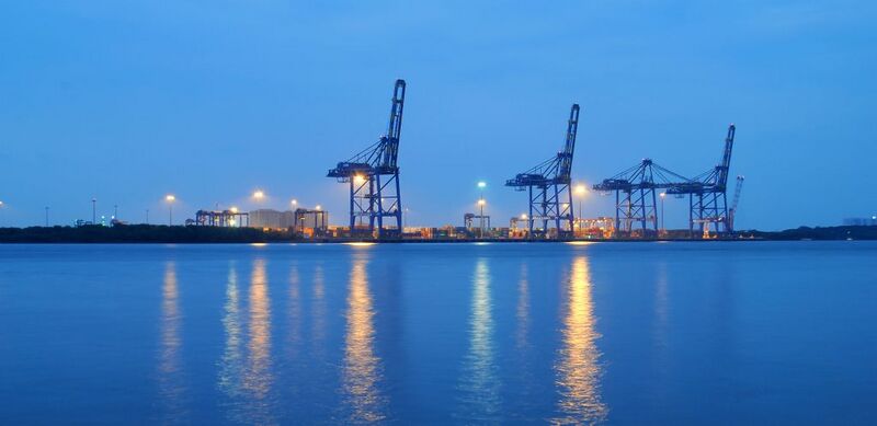 Файл:Container terminal.JPG
