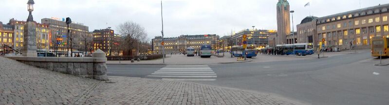 Файл:Rautatientori-panorama.JPG