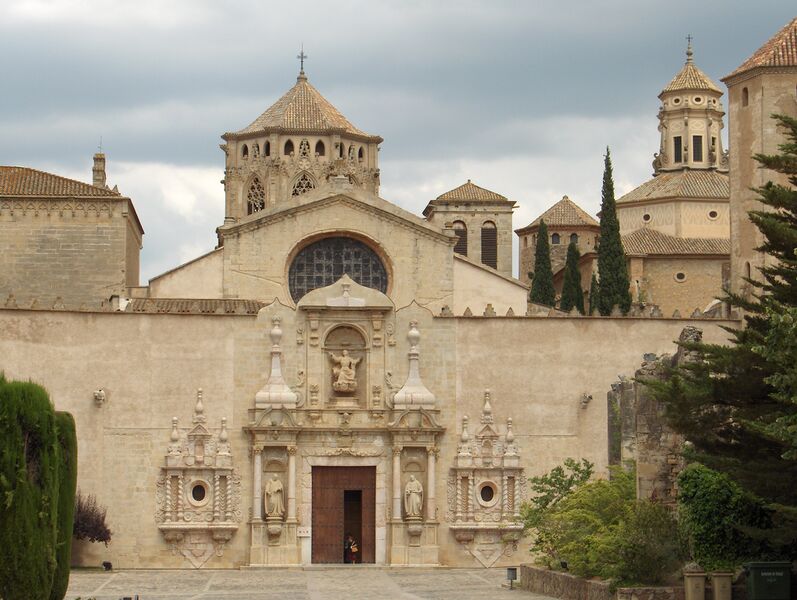 Файл:Spain PobletMonastry FrontView.jpg