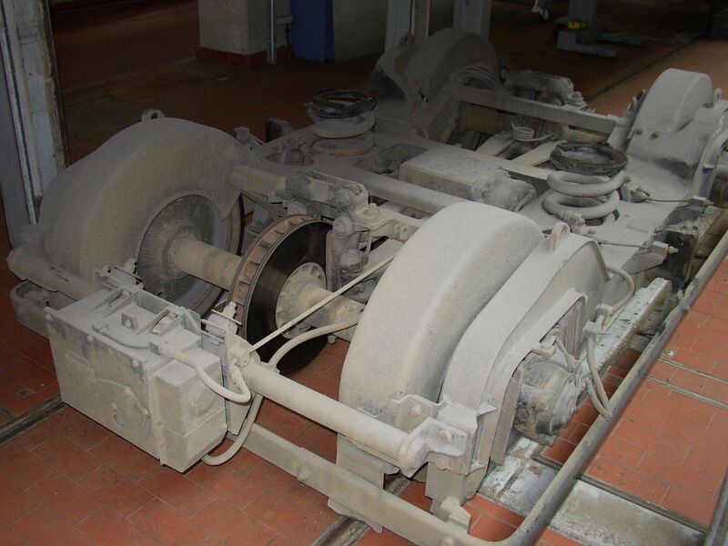 Файл:Tram Chassis GT8.jpg