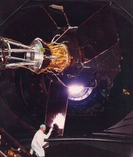 Тестирование спутника в Large Solar Simulator, ESTEC