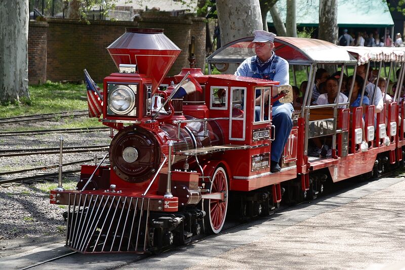 Файл:Miniature Railway.JPG
