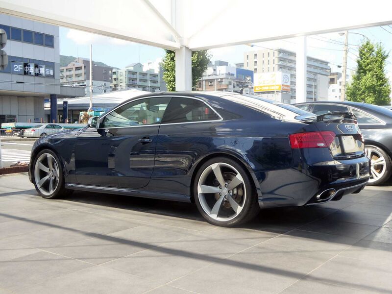 Файл:Audi RS5 (ABA-8TCFSF) rear.JPG