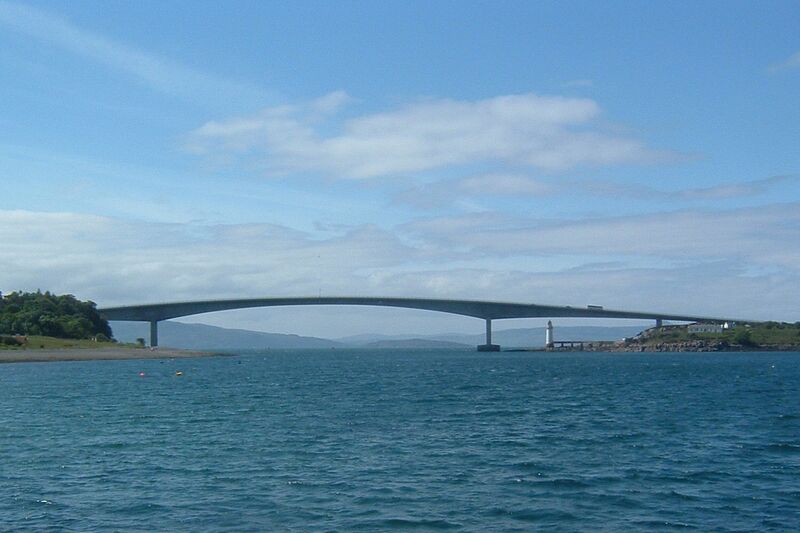Файл:Skye Road Bridge.JPG